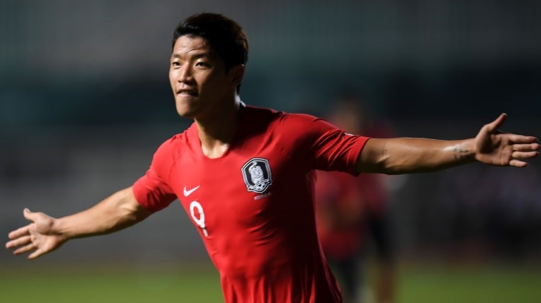 6.  Hwang Hee-chan (Hàn Quốc): Ngôi sao 22 tuổi đang thi đấu cho CLB Hamburger SV tại giải hạng Hai của Đức. Hwang Hee-chan góp công lớn vào pha lập công duy nhất giúp Hàn Quốc thắng Philippines. Ảnh AFC
