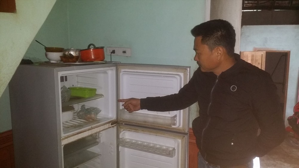 Chiếc tủ lạnh của gia đình anh Nguyễn Văn Dương được cho là cũng bị hỏng do sự cố