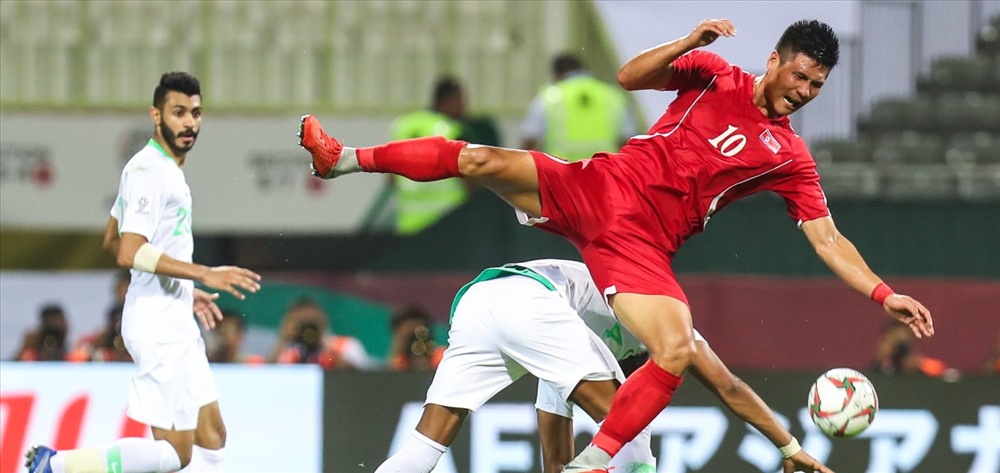 Triều Tiên thua thảm 0-4 trước Arabia Saudi ở trận mở màn. Ảnh AFC