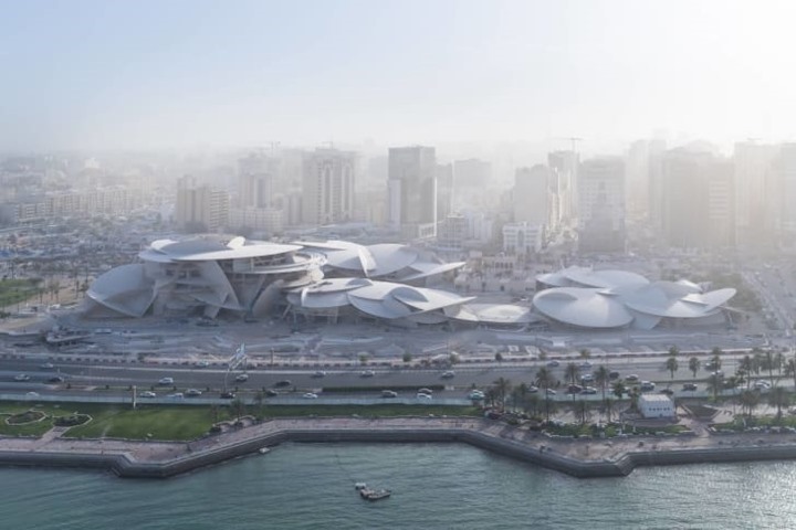 Bảo tàng quốc gia Qatar, Doha, Qatar rộng 40.000m2 nơi trưng bày các tác phẩm nghệ thuật và đồ vật quý giá, bao gồm cả Pearl Pearl of Baroda nổi tiếng, được thêu hơn 1,5 triệu viên ngọc trai vùng Vịnh. Nó dự kiến sẽ mở cửa vào cuối tháng 3.