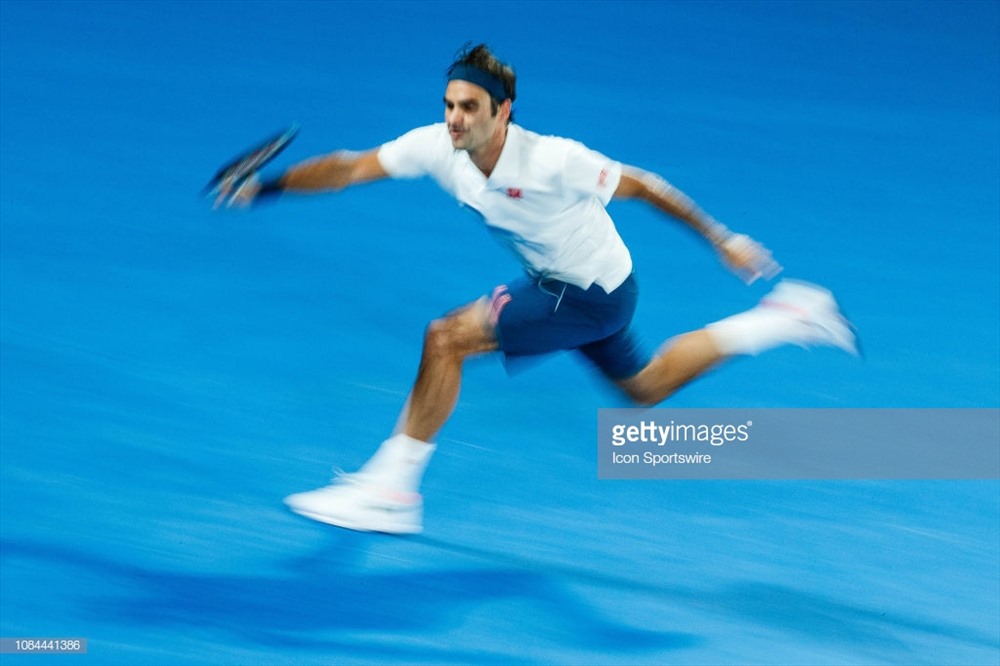 Federer vẫn mạnh mẽ ở tuổi 37. Ảnh: Getty.