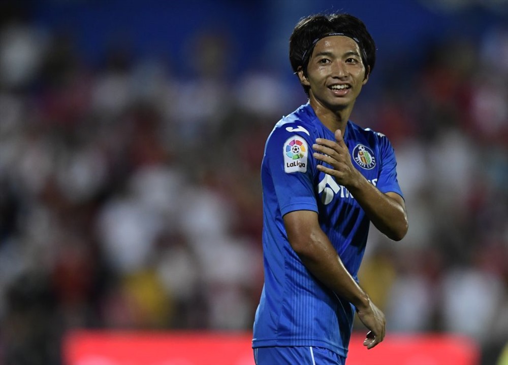 Tiền vệ Shibasaki Gaku đã xem lại các băng ghi hình trận đấu của ĐT Việt Nam. Ảnh Squawka