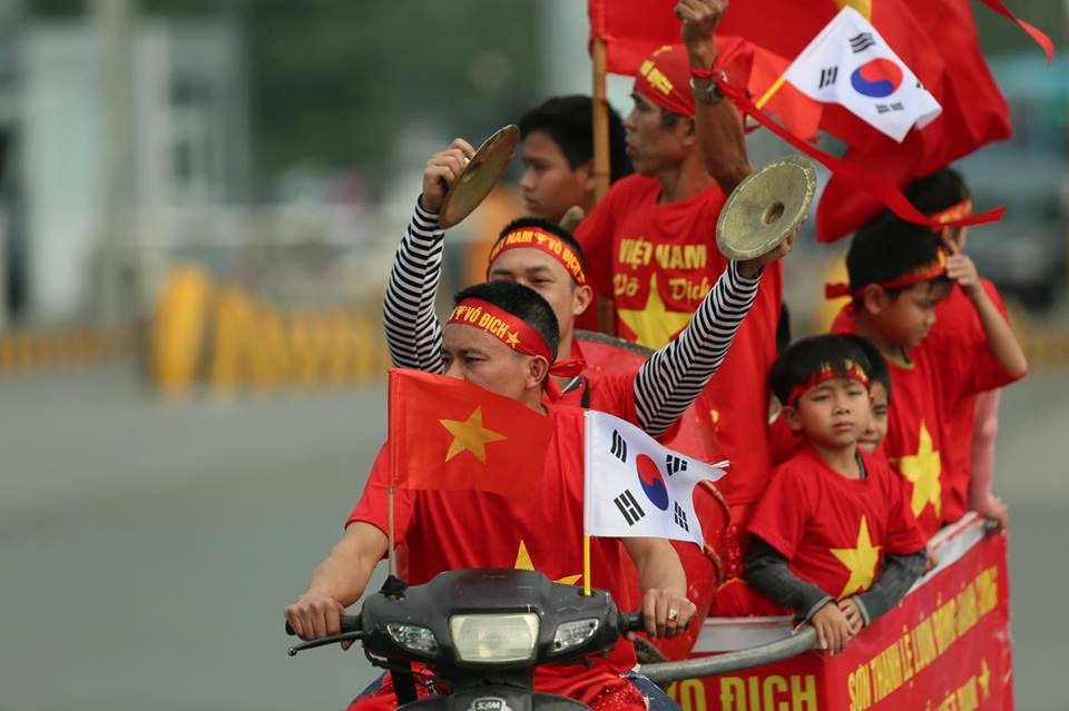 Tuyển Việt Nam đã có một hành trình ấn tượng tại Asian Cup 209, dù dừng chân ở tứ kết nhưng những gì mà các cầu thủ đã thể hiện khiến cổ động viên không khỏi tự hào.
