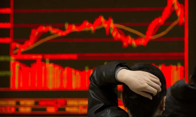 Sáng nay, thị trường chứng khoán Trung Quốc giảm mạnh. 