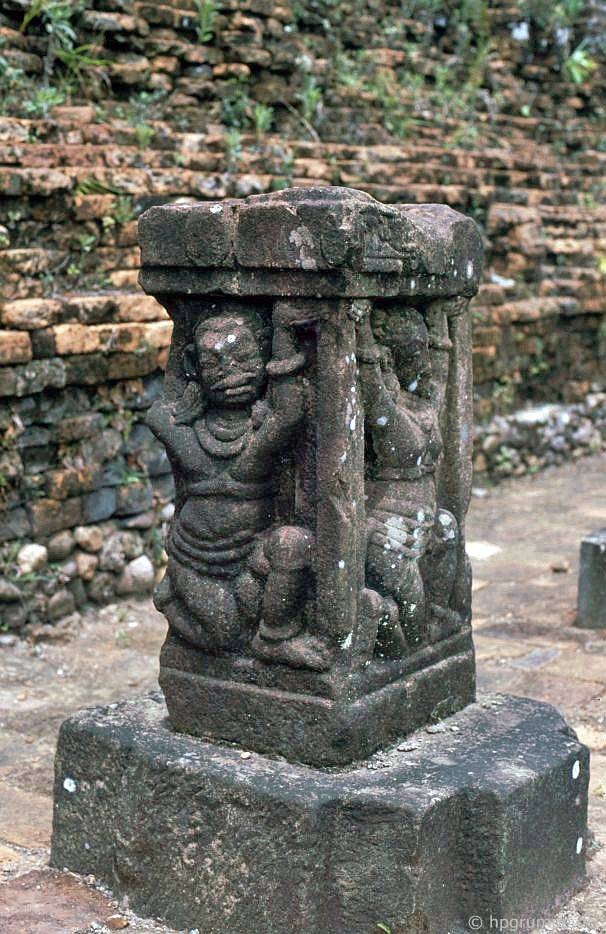 Mỹ Sơn được ghi lại trong vào những năm 1991-1992. Ảnh: Hans-Peter Grumpe