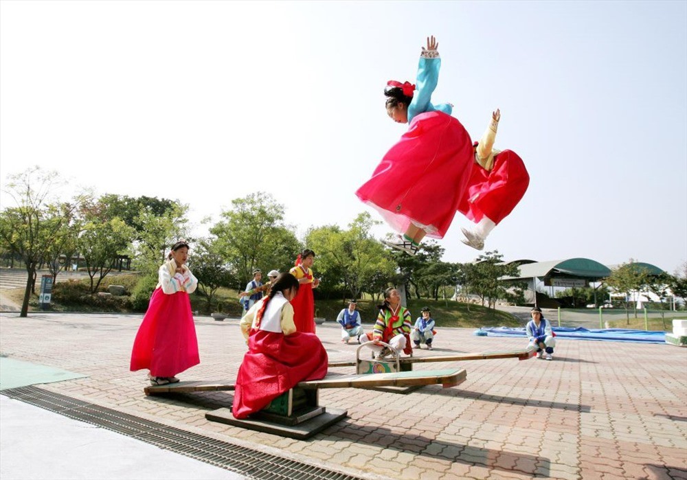 Một số lễ hội truyền thống ở Hàn Quốc.