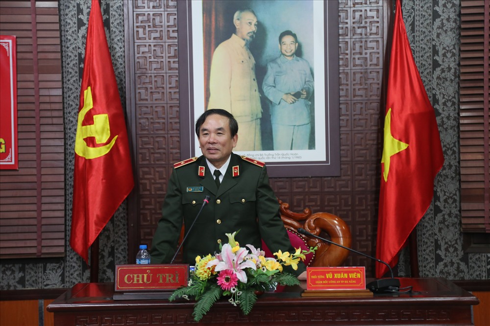 Thiếu tướng Vũ Xuân Viên - Giám đốc công an TP Đà Nẵng phát biểu tại buổi sơ kết.