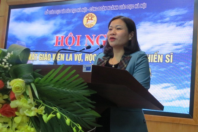 Bà Nguyễn Thị Tuyến - Chủ tịch LĐLĐ TP. Hà Nội phát biểu tại hội nghị. Ảnh: Xuân Trường