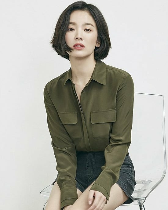 Mặc dù đã cận kề tuổi 40 nhưng nữ diễn viên vẫn sở hữu nhan sắc “đánh bại” mọi đàn em trẻ trung tại làng giải trí Hàn. 