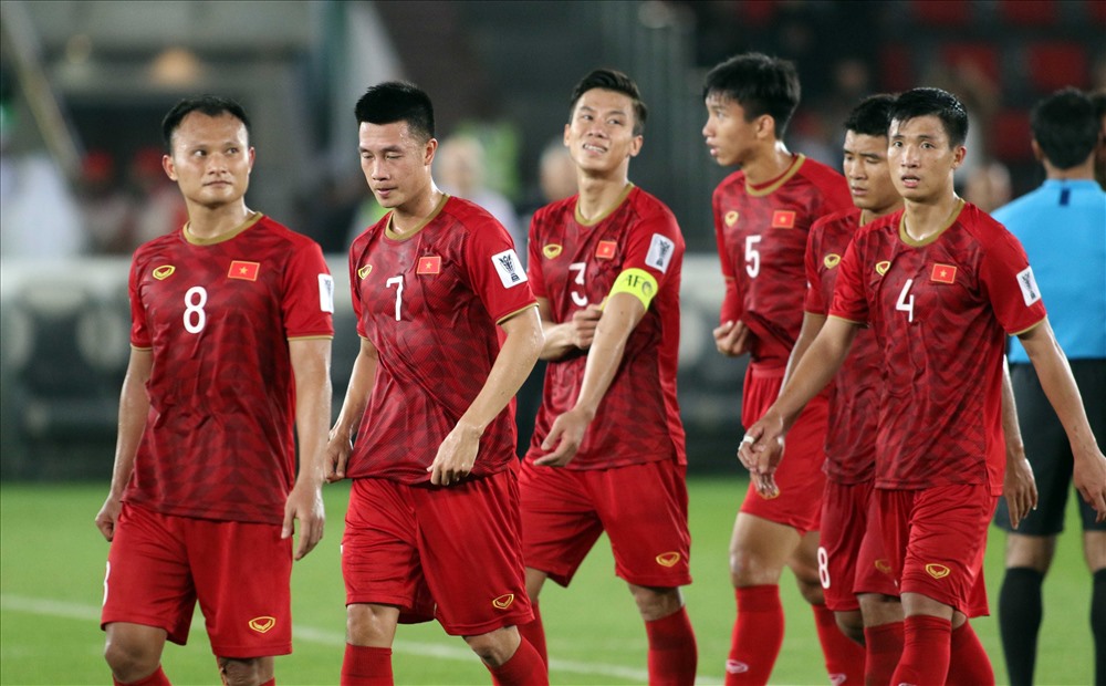 2 lần vượt lên dẫn trước nhưng ĐT Việt Nam vẫn thua chung cuộc 2-3 ngay ở trận ra quân VCK Asian Cup 2019. Ảnh: Hữu Phạm