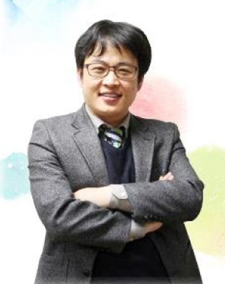 Bác sĩ Yoon Han-duk. Ảnh: KJD. 