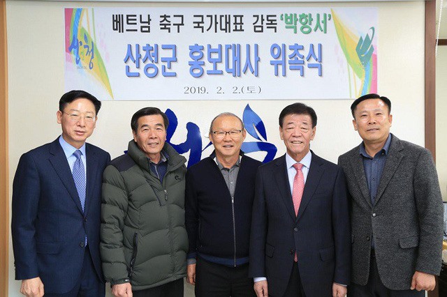 HLV Park Hang Seo được tôn vinh làm “Đại sứ hình ảnh” ở quê nhà (Ảnh: Korea Bizwire)