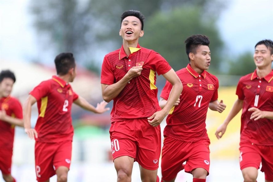 Đoàn Văn Hậu đã đoạt giải Cầu thủ trẻ triển vọng tại cuộc bình chọn Quả Bóng vàng 2018.