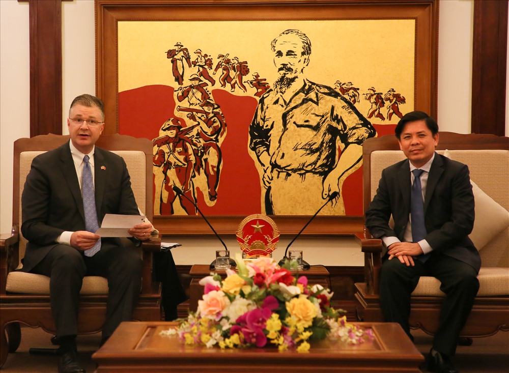 Bộ trưởng Bộ GTVT Nguyễn Văn Thể và Đại sứ 