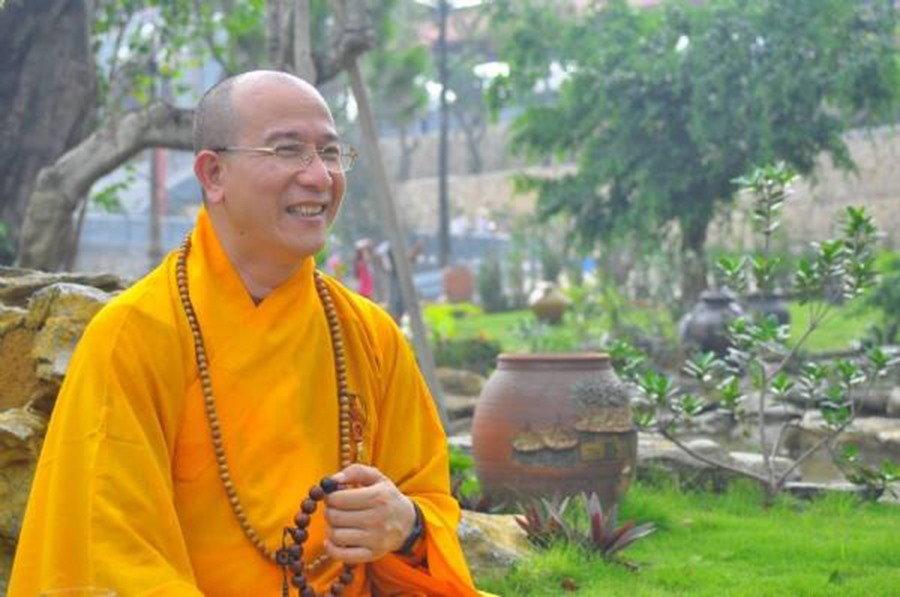 Thầy Thích Trúc Thái Minh - Trụ trì chùa Ba Vàng.