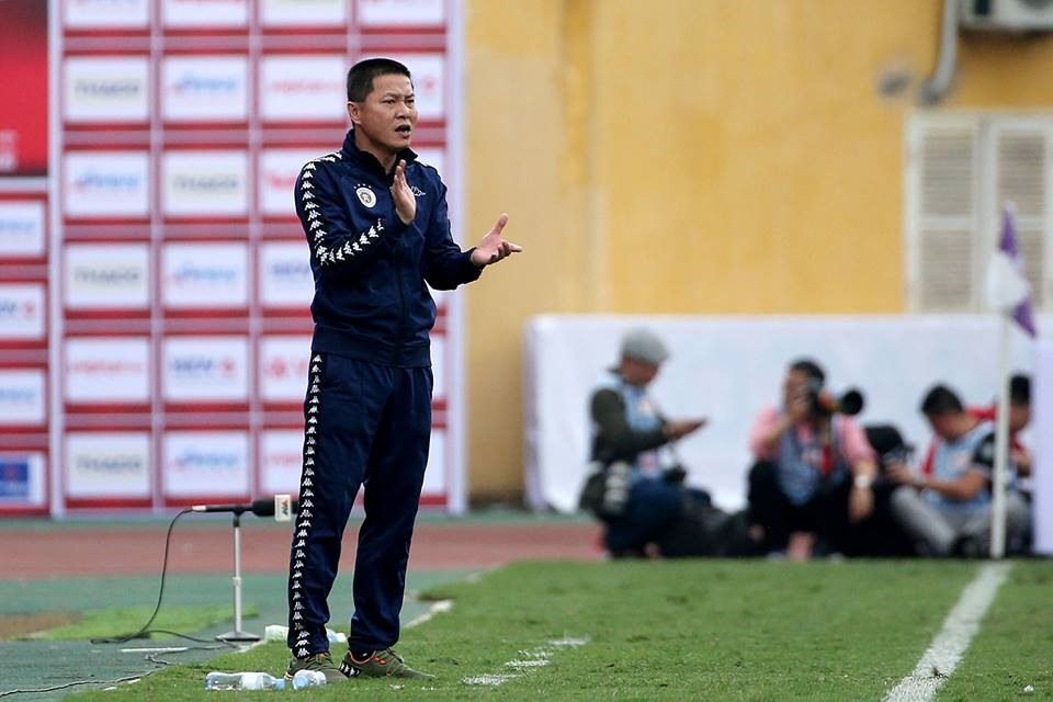HLV Chu Đình Nghiêm quyết thắng Sơn Đông Lỗ Năng. Ảnh Hà Nội FC