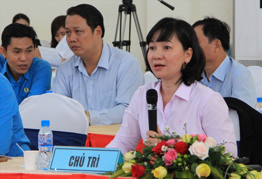 Bà Trương Thị Bích Hạnh – Chủ tịch LĐLĐ tỉnh phát biểu tại lễ phát động.