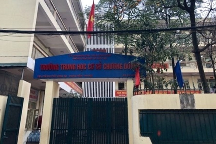 Trường THCS Chương Dương (Hoàn Kiếm, Hà Nội).