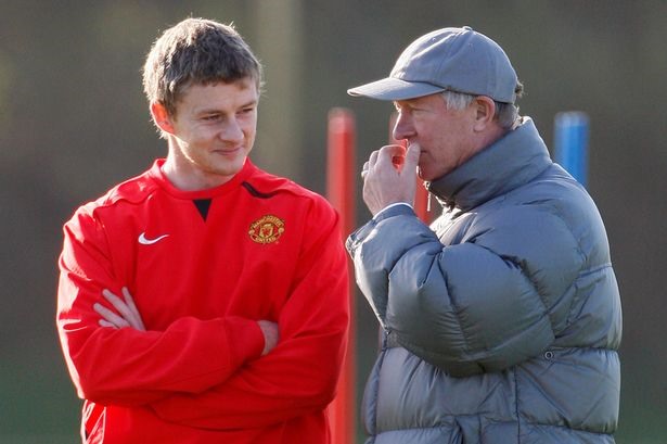 Solskjaer từng là học trò cưng của Sir Alex. Ảnh: Reuters