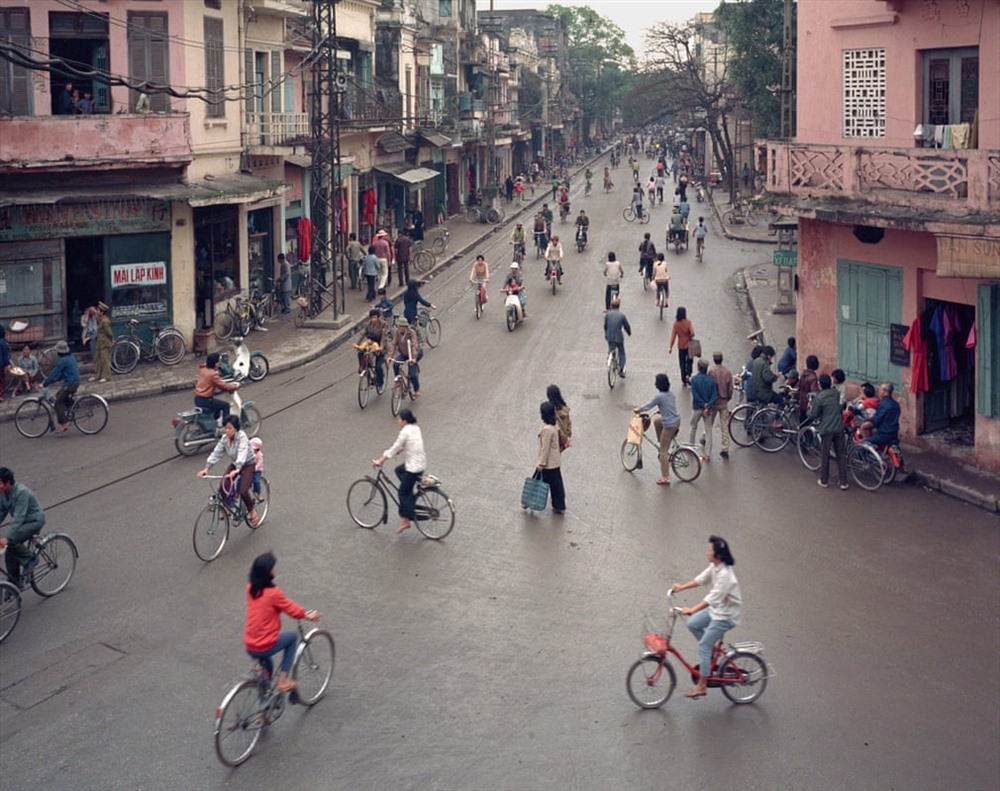 Hàng Gai năm 1988 nhìn từ trên cao. 