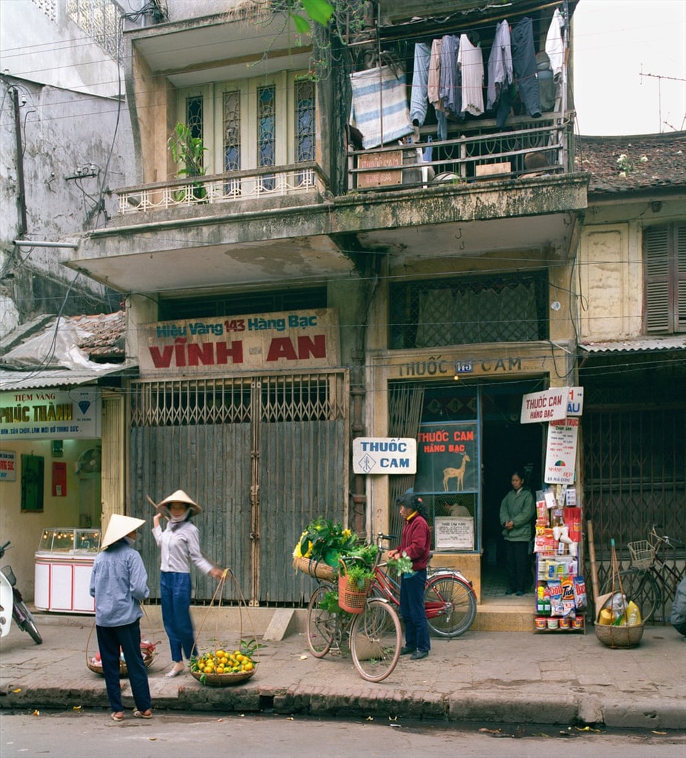 143 -145 Hàng Bạc năm 1995.