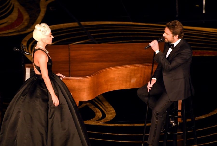 Màn trình diễn đầy xúc động của Lady Gaga và Bradley Cooper với “Shallow“ gây được nhiều ấn tượng cho khán giả.  Bài hát cũng giật giải “Nhạc phim đươc yêu thích nhất” tại Oscars 91. Ảnh: Retuers. 