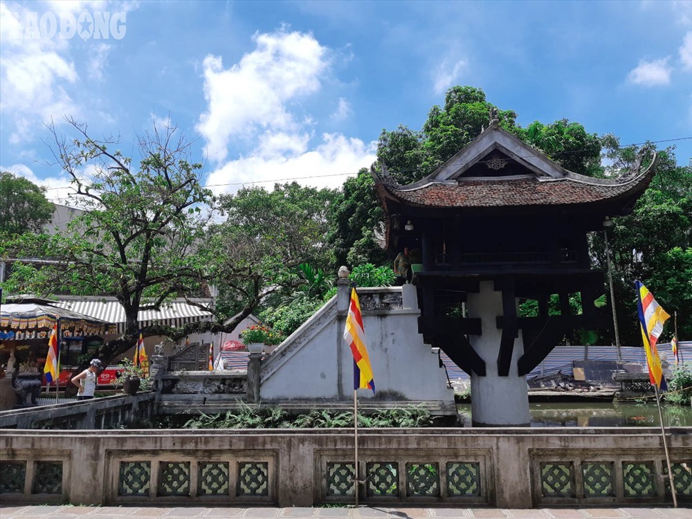 Chùa Một Cột. Ảnh Tô Thế