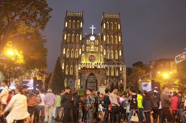Nhà thờ lớn.