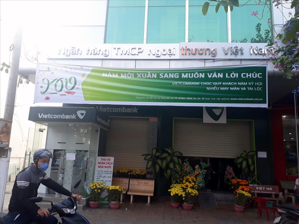 Chi nhanh  Vietcombank tại  Bạc Liêu có đến hai cây ATM nhưng khách hàng không rút được tiền