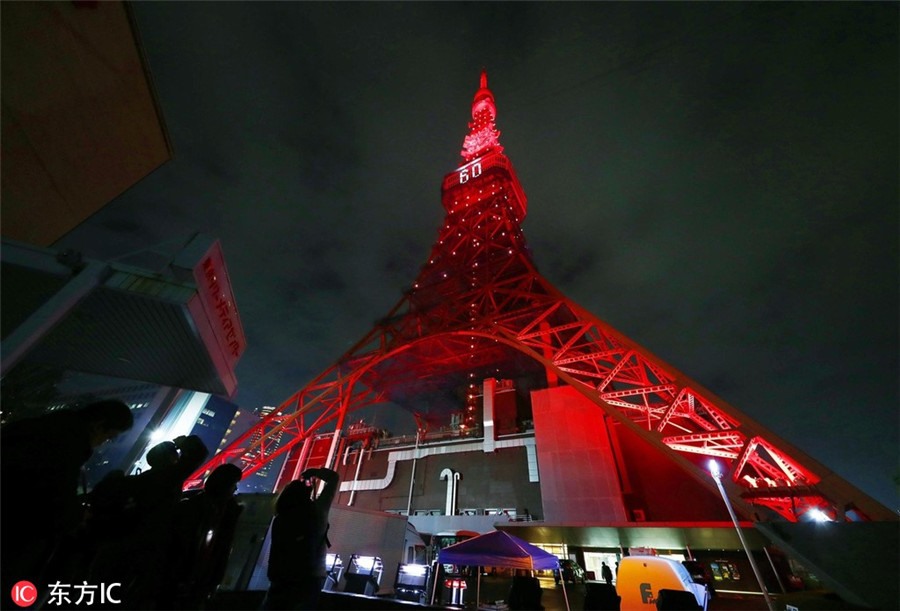 Tháp Tokyo sẽ được thắp sáng màu đỏ bằng cách sử dụng 36 đèn sân khấu lớn để đón mừng Tết Nguyên Đán. Ảnh: IC 