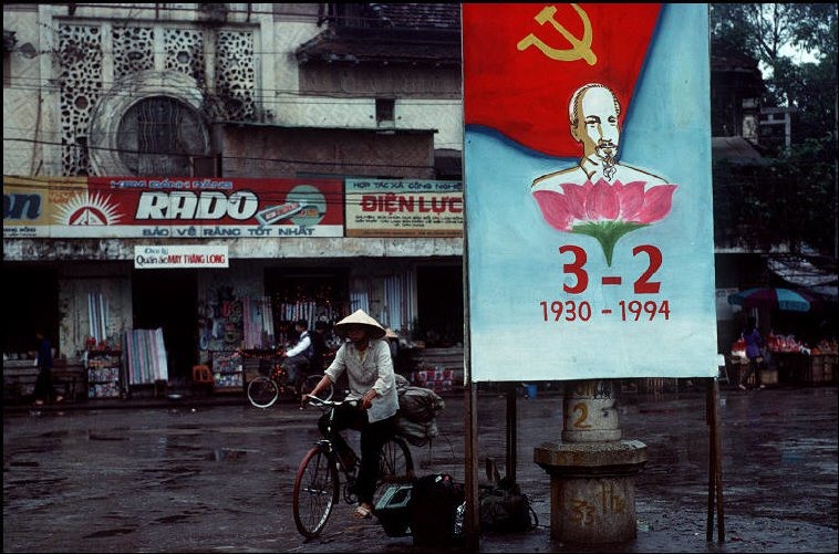 Chợ Đồng Xuân, 1994.