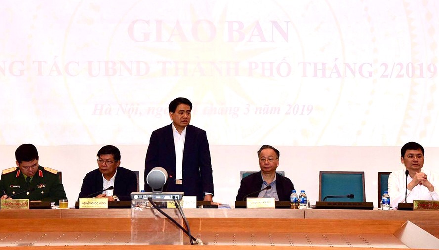 Chủ tịch UBND thành phố Nguyễn Đức Chung phát biểu tại hội nghị giao ban công tác tháng 2.2019.