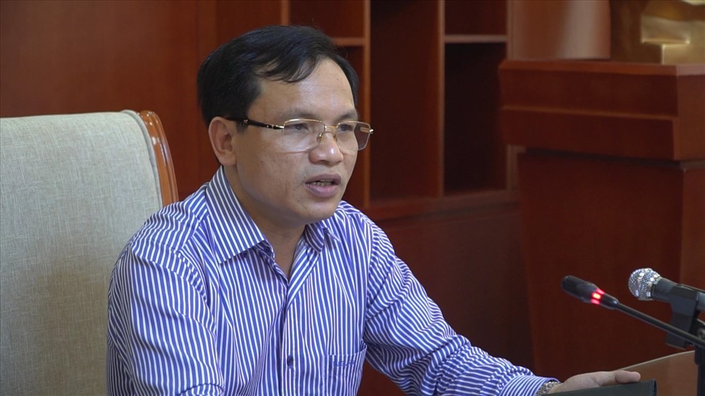 Cục trưởng Cục quản lý chất lượng Mai Văn Trinh thông tin về kết quả chấm thẩm định vụ việc gian lận thi cử ở Hòa Bình. 