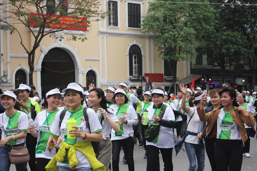 Cùng với các địa phương trên cả nước, TP Hà Nội tổ chức sự kiện nhằm ghi dấu kỉ niệm 73 năm ngày truyền thống ngành TDTT Việt Nam và ngày Bác Hồ viết bài “Thể dục và sức khỏe” kêu gọi đồng bào tập thể dục (27.3.1946 – 27.3.2019).