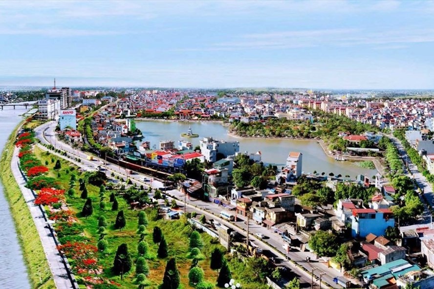 Tháng 12.2018, Thủ tướng Chính phủ vừa phê duyệt thành phố Phủ Lý, tỉnh Hà Nam đạt đô thị loại II sau 12 năm là đô thị loại III (năm 2006).