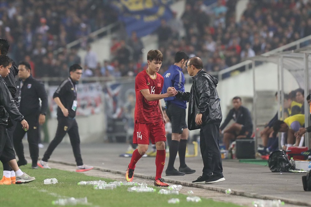 Chiến thắng khó tin 4-0 trước đại kình địch Thái Lan, U23 Việt Nam đoạt vé dự VCK U23 châu Á 2020 - giải đấu mà thầy trò HLV Park Hang Seo đang là đương kim Á quân, sau 3 trận toàn thắng, với ngôi nhất bảng K.