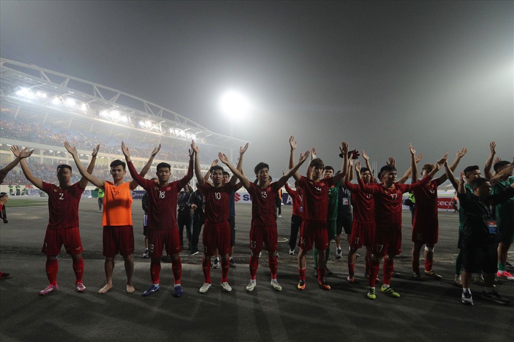 Chiến thắng khó tin 4-0 trước đại kình địch Thái Lan, U23 Việt Nam đoạt vé dự VCK U23 châu Á 2020 - giải đấu mà thầy trò HLV Park Hang Seo đang là đương kim Á quân, sau 3 trận toàn thắng, với ngôi nhất bảng K.