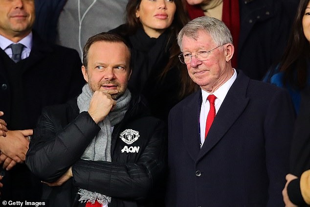 Ed Woodward và Sir Alex Ferguson. Ảnh: Getty.