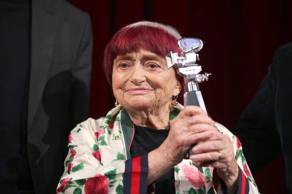 Varda trên sân khấu tại lễ trao giải Camera Berlinale trong Liên hoan phim quốc tế Berlin lần thứ 69 tại Đức năm 2019. Ảnh Getty Images