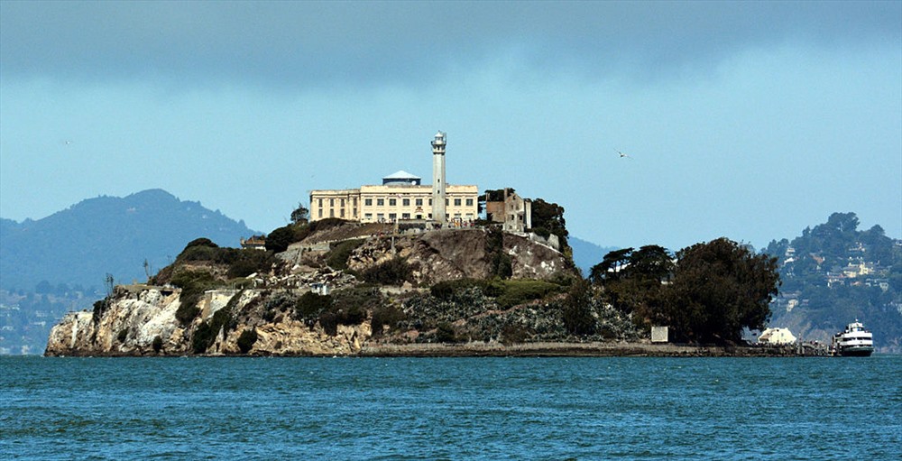 Nhà tù Alcatraz tại Mỹ, nơi được mệnh danh là nhà tù không lối thoát với mức độ an ninh bảo mật nghiêm ngặt khét tiếng bậc nhất thế giới.  