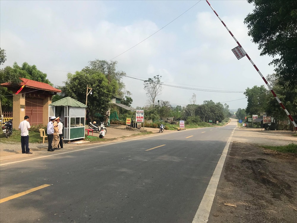 Một chốt kiểm dịch được thành lập trên đường mòn Hồ Chí Minh, ngay vùng giáp ranh với tỉnh Thanh Hóa