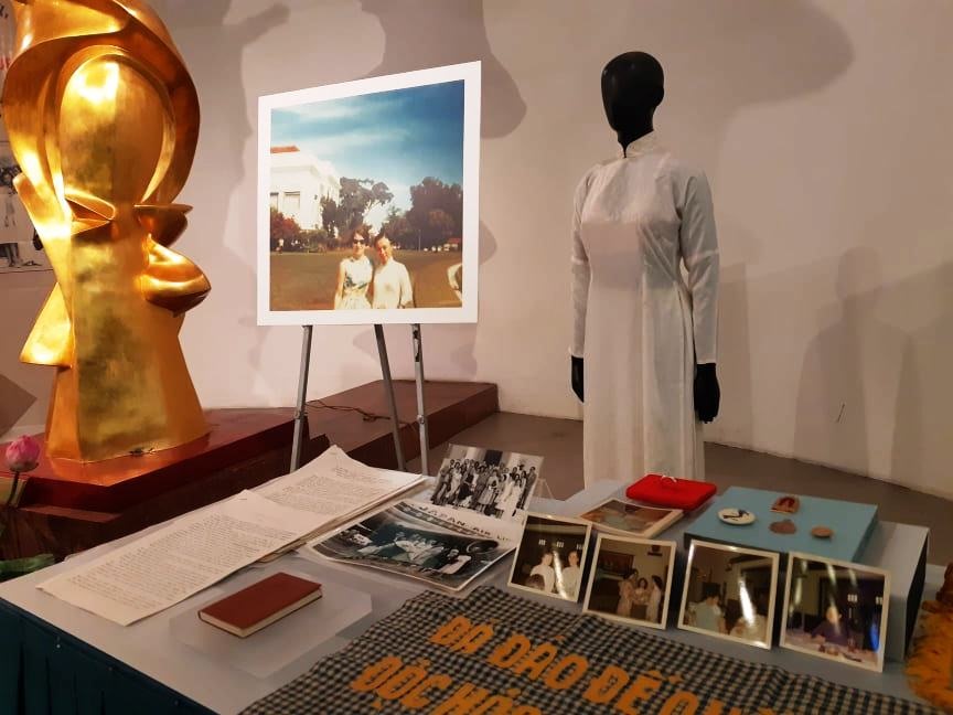 Một số hiện vật bà Nancy tặng cho Bảo tàng Phụ nữ Việt Nam. Ảnh: Thùy Linh
