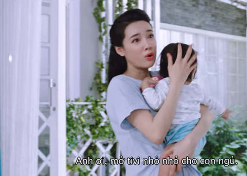 Nhã Phương Trường Giang tất bật chuẩn bị sinh nhật con gái đầu lòng.