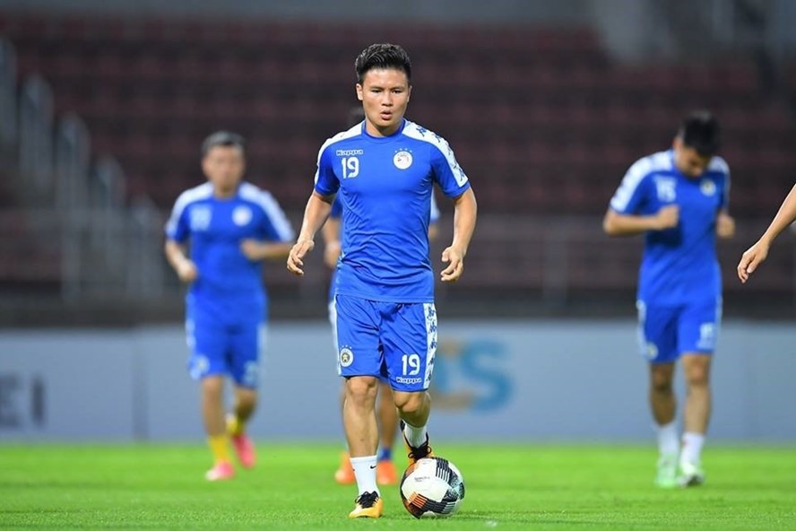 Quang Hải, Đình Trọng, Tiến Dũng bị quá tải vì thi đấu tại vòng loại U23 Châu Á 2020. Ảnh Hà Nội FC