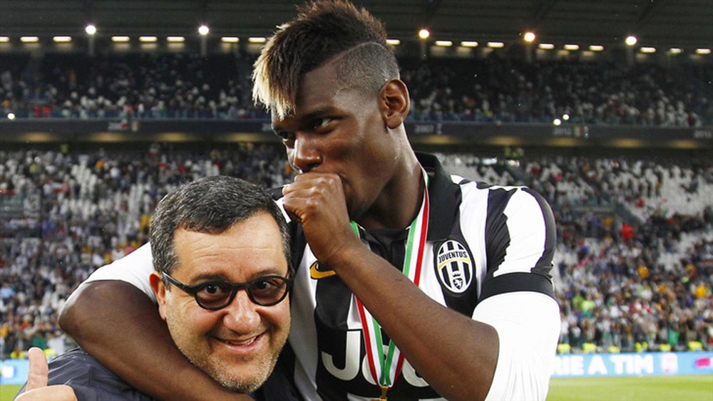 Raiola đã giữ được Pogba từ khi còn ở Juventus. Ảnh: Getty.