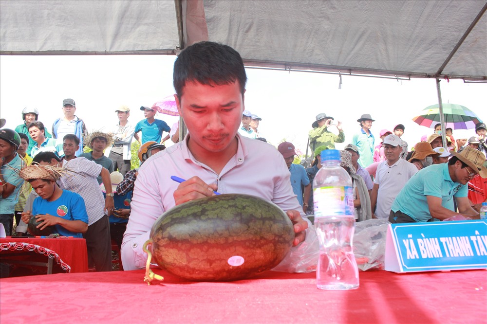 Các trò chơi hấp dẫn và thú vị trong lễ hội dưa hấu 2019 tại Bình An