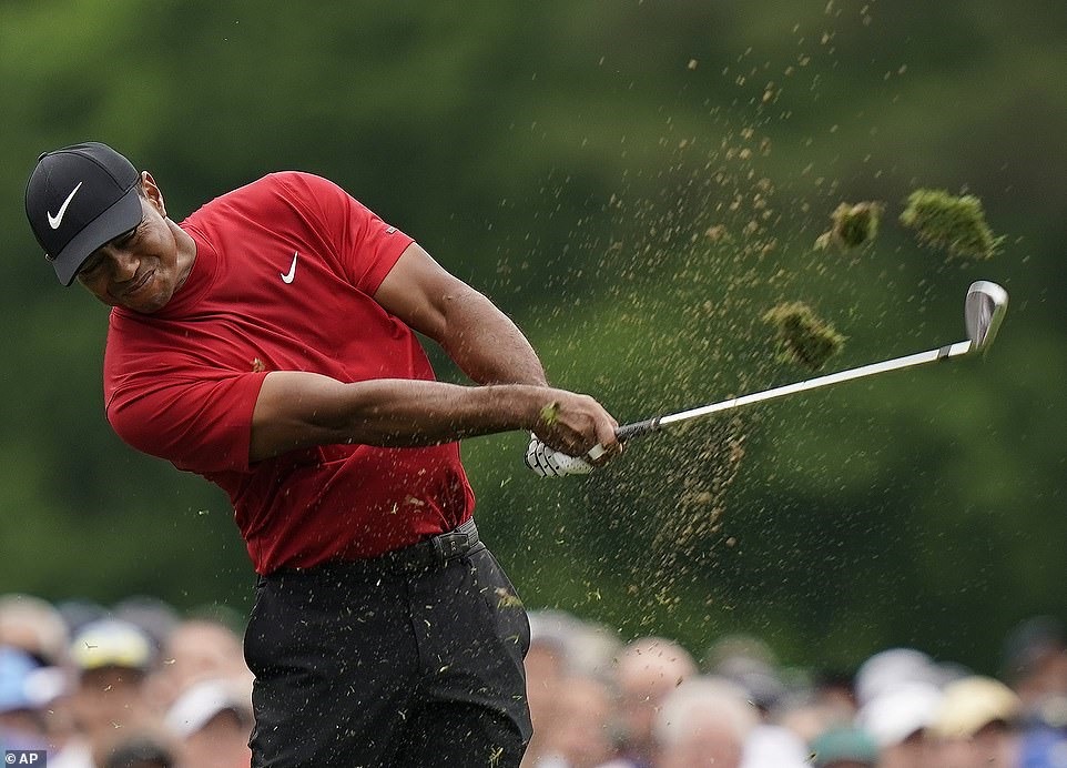 Tiger Woods đã từng bước vượt qua khó khăn để trở lại vinh quang. Ảnh: Reuters.
