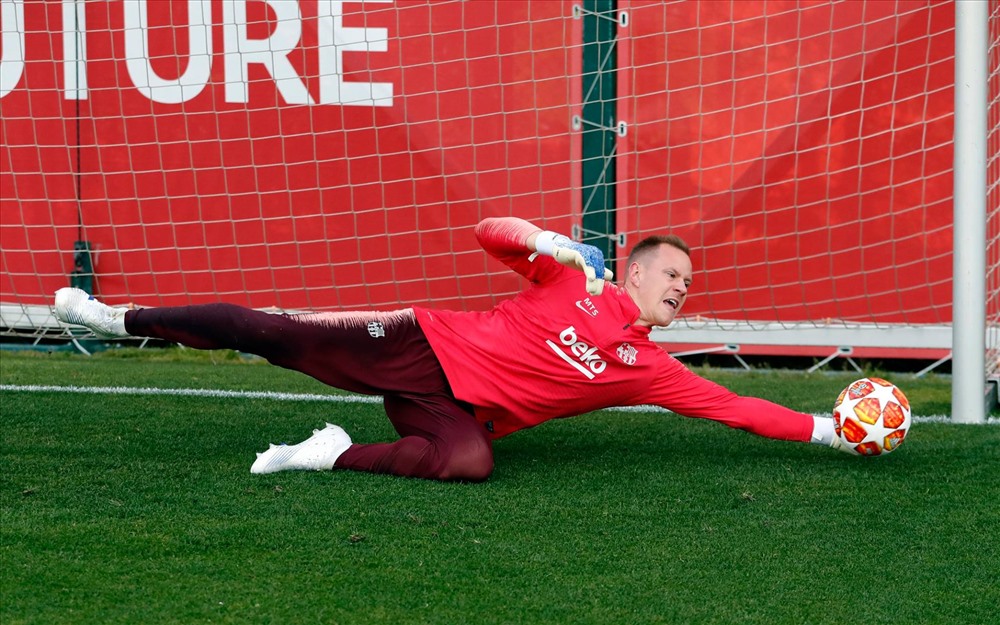 Bên phía Man United có De Gea, Barcelona cũng sở hữu Ter Stegen. Anh là một trong những thủ môn xuất sắc nhất thế giới ở thời điểm hiện tại.  Ảnh: FC Barcelona.