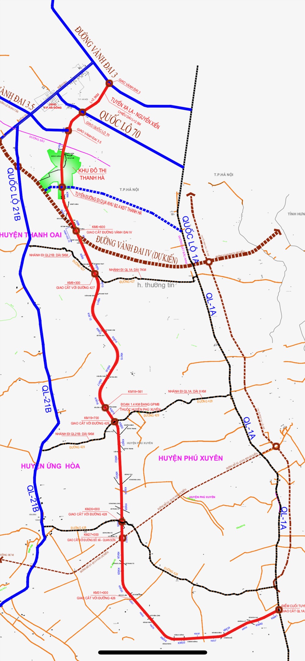 Tuyến đường màu đỏ biểu thị tuyến đường trục Tây Nam đi qua KĐT Mường Thanh Thanh Hà điểm đầu là Xa La Nguyễn Xiển và điểm kết thúc kết nối với tuyến cao tốc Pháp Vân – Cầu Giẽ đoạn Cầu Giẽ