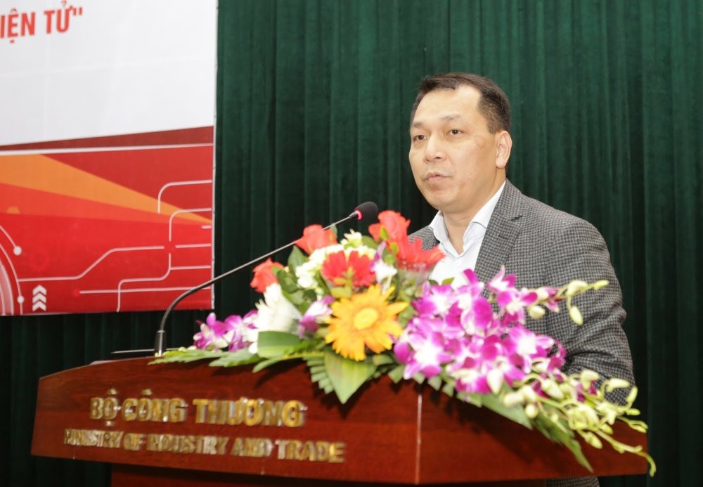 Thứ trưởng Đặng Hoàng An cho rằng, việc lợi dụng TMĐT để kinh doanh hàng giả, hàng cấm... không chỉ ở Việt Nam mà còn diễn ra khắp nơi trên thế giới.